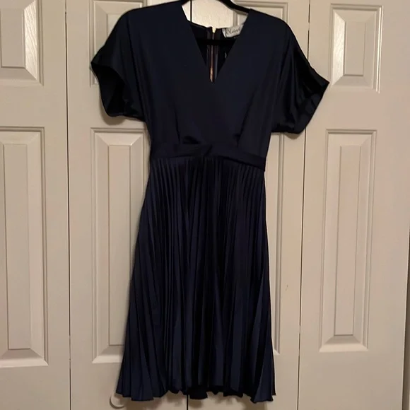 Closet | Dresses | Nwt Closet London Wrap Bodice Pleated Knee Length Skater  Navy Dress Size 2 Us | Poshmark